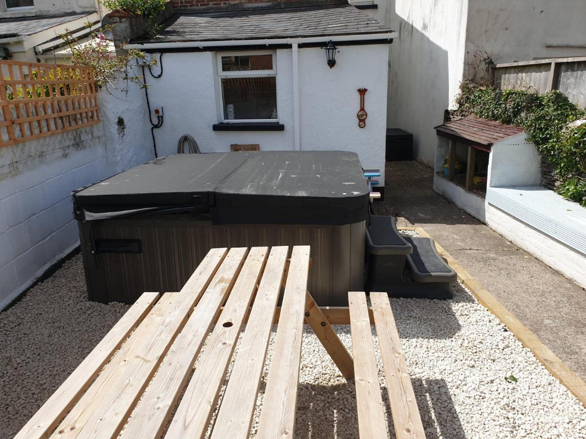 Belmont Villa - 4 Bed - Hot Tub Additional Cost - Sleeps 10-Tjs22Bv Ilfracombe Exterior foto