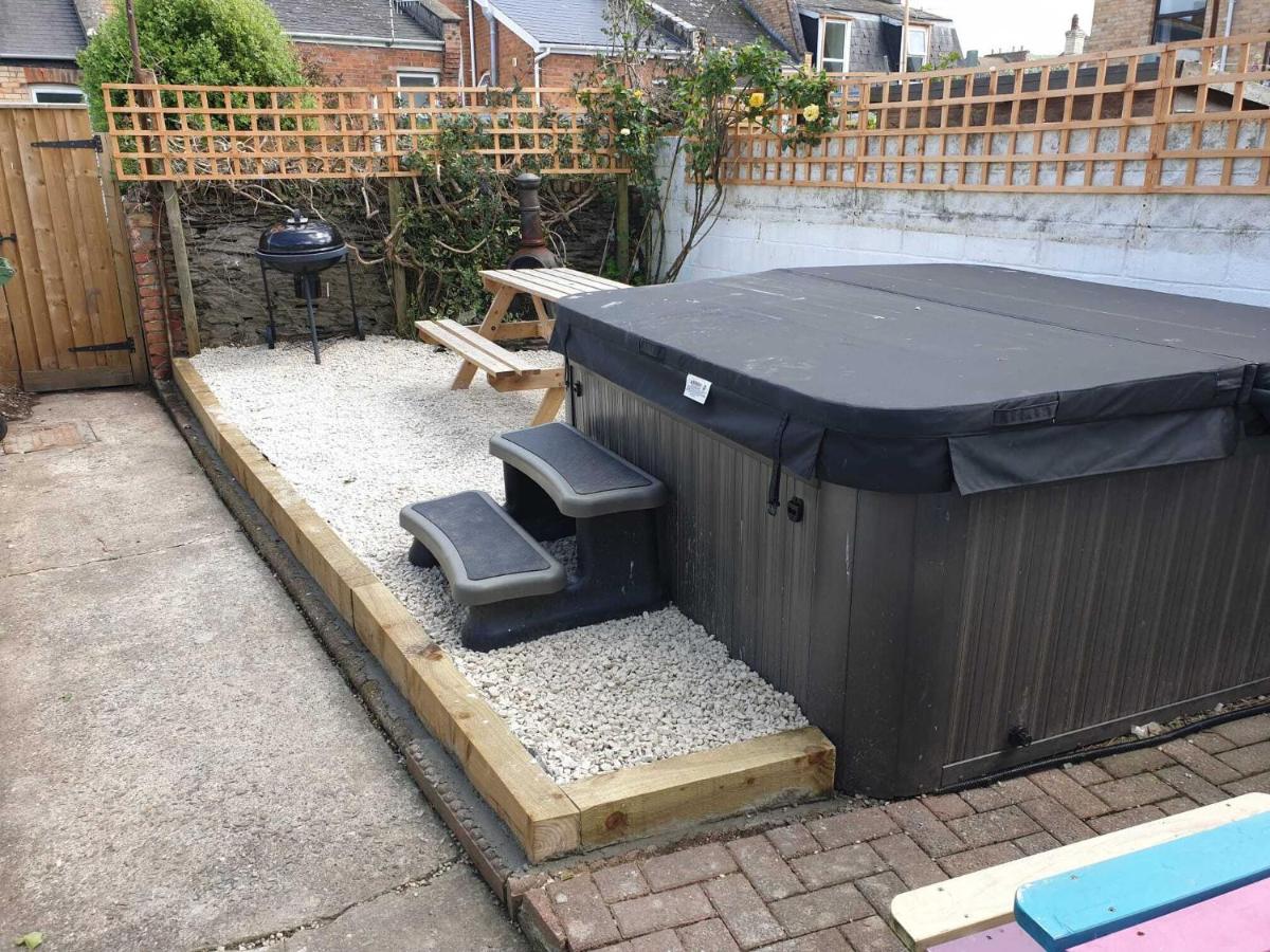 Belmont Villa - 4 Bed - Hot Tub Additional Cost - Sleeps 10-Tjs22Bv Ilfracombe Exterior foto