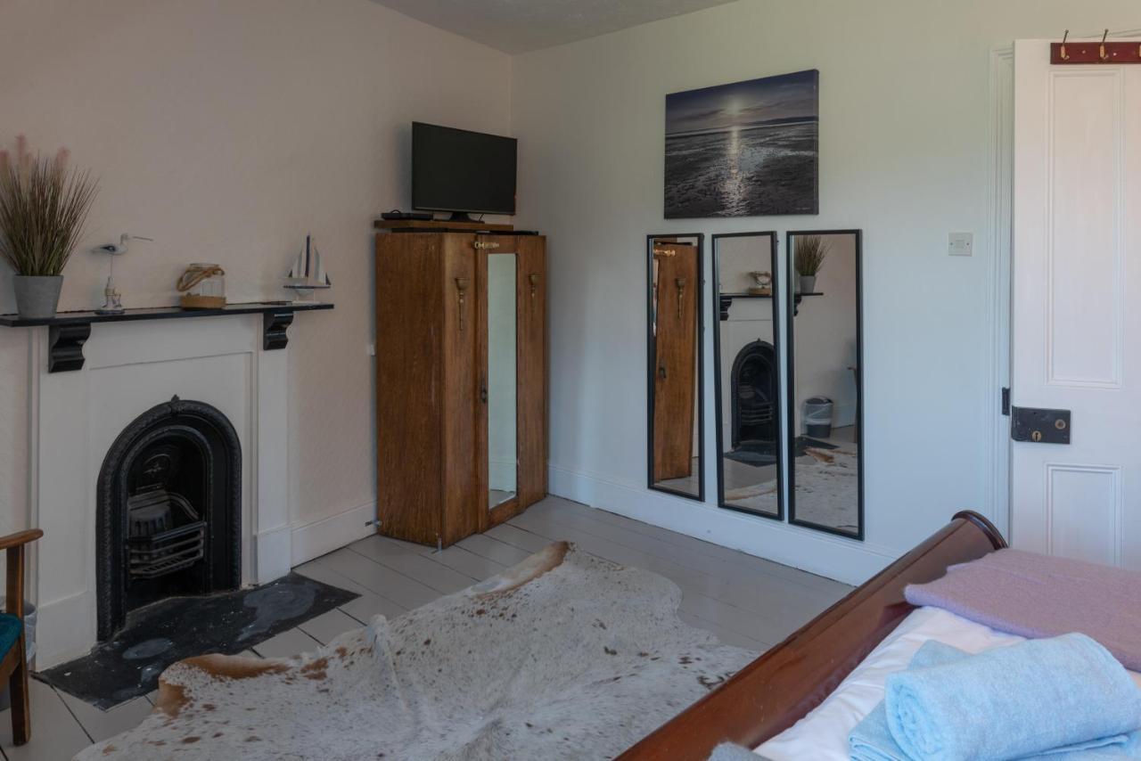 Belmont Villa - 4 Bed - Hot Tub Additional Cost - Sleeps 10-Tjs22Bv Ilfracombe Exterior foto