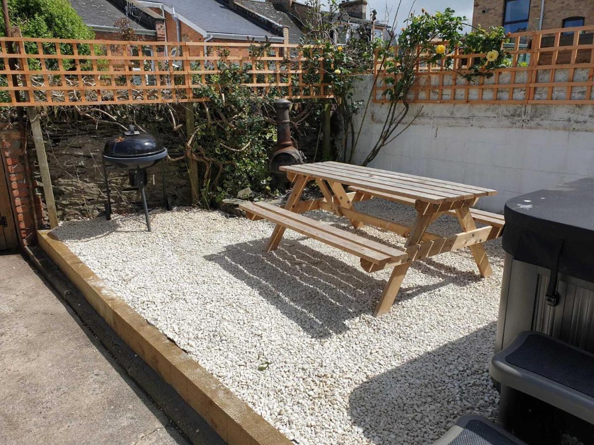 Belmont Villa - 4 Bed - Hot Tub Additional Cost - Sleeps 10-Tjs22Bv Ilfracombe Exterior foto